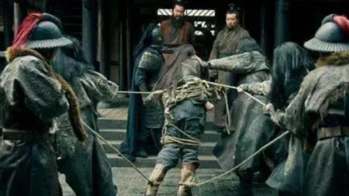 曹操残酷处决吕布：严刑拷打与心理折磨揭示惨痛历史